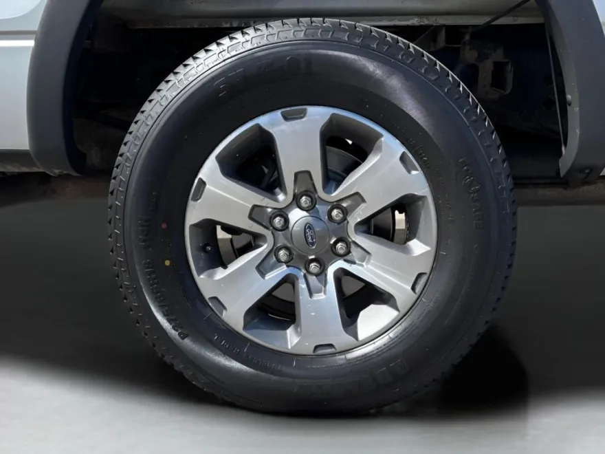 2013 Ford F-150 XL photo 1