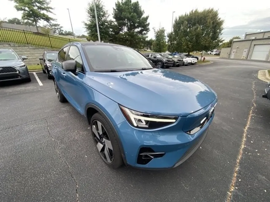 2023 Volvo C40 Recharge Ultimate photo 1