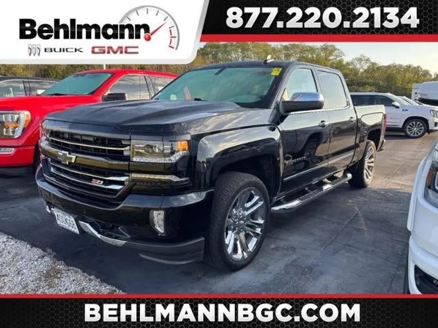 2017 Chevrolet Silverado 1500 LTZ photo 1