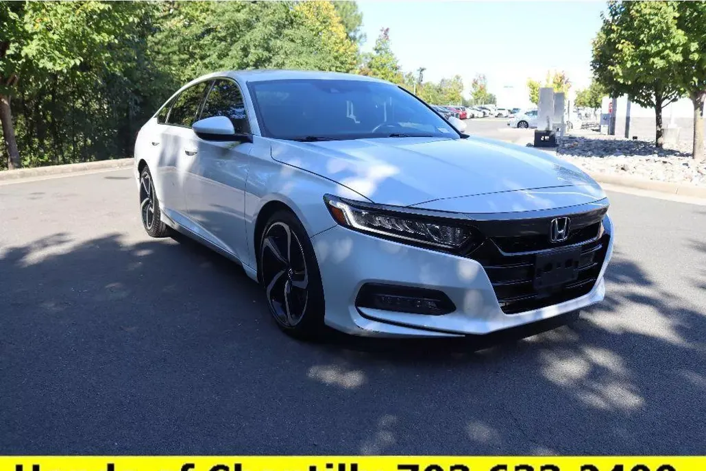 2019 Honda Accord Sport 1.5T photo 1