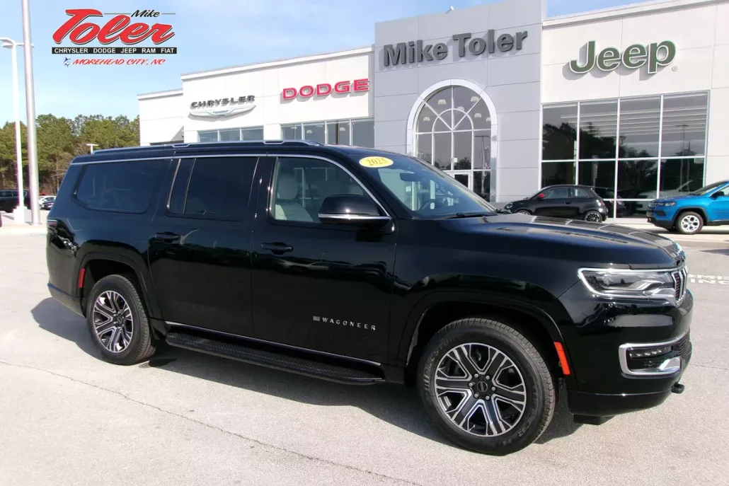 2025 Jeep Wagoneer L Base photo 1