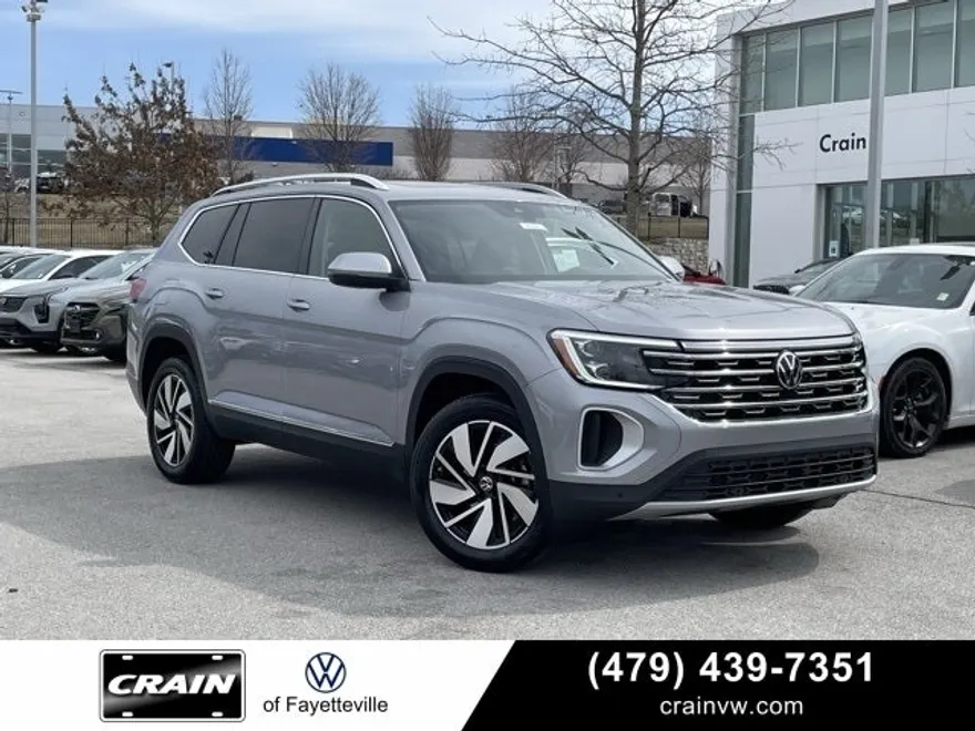 2025 Volkswagen Atlas SEL photo 1