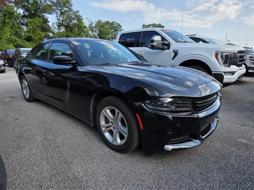 2022 Dodge Charger SXT photo 1