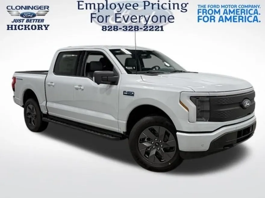 2025 Ford F-150 Lightning photo 1