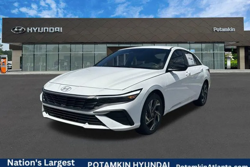 2025 Hyundai Elantra SEL Sport photo 1