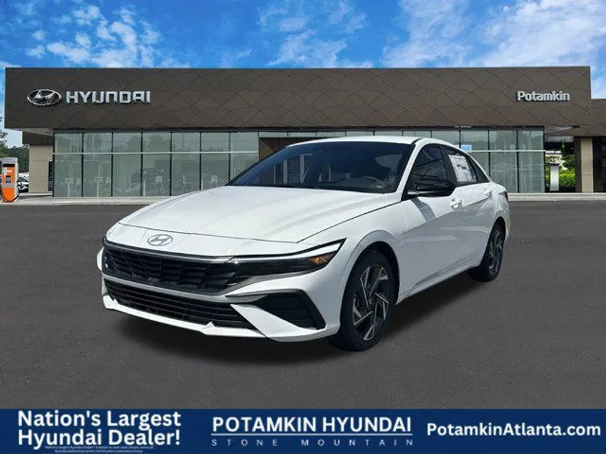 2025 Hyundai Elantra SEL Sport photo 1