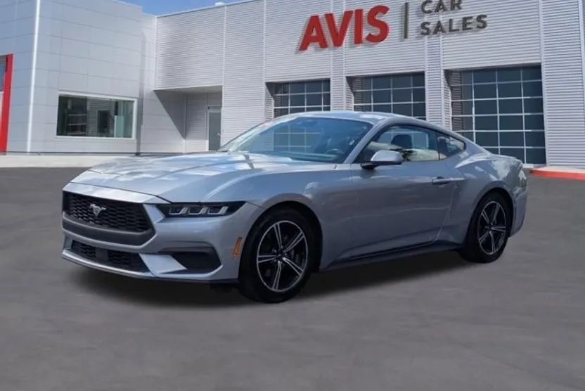 2024 Ford Mustang photo 1