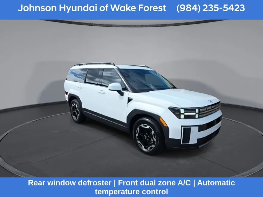 2025 Hyundai Santa Fe SEL photo 1