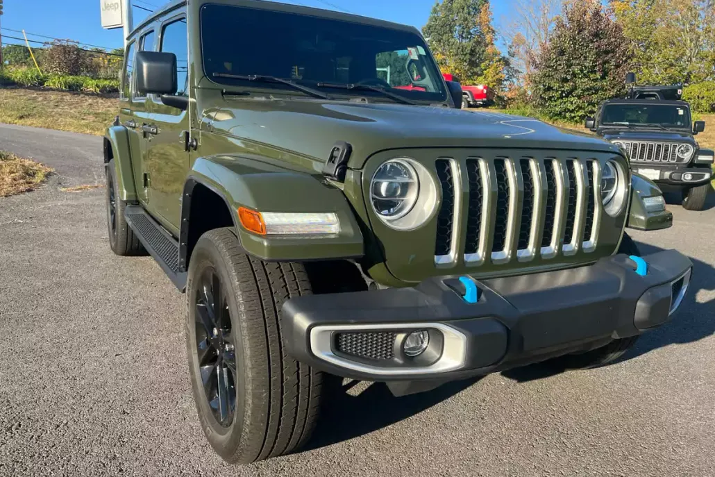 2022 Jeep Wrangler Unlimited 4xe Sahara photo 1