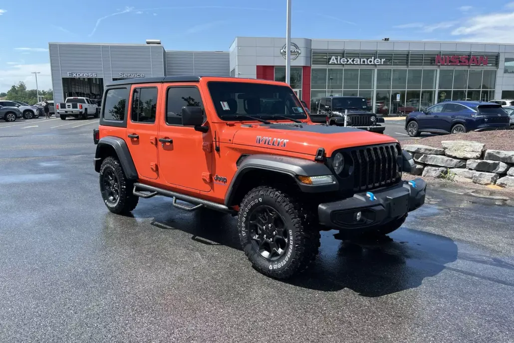 2023 Jeep Wrangler Base 4xe photo 1
