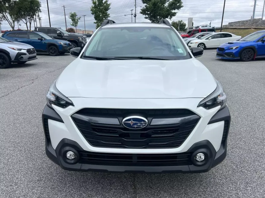 2025 Subaru Outback Premium photo 1