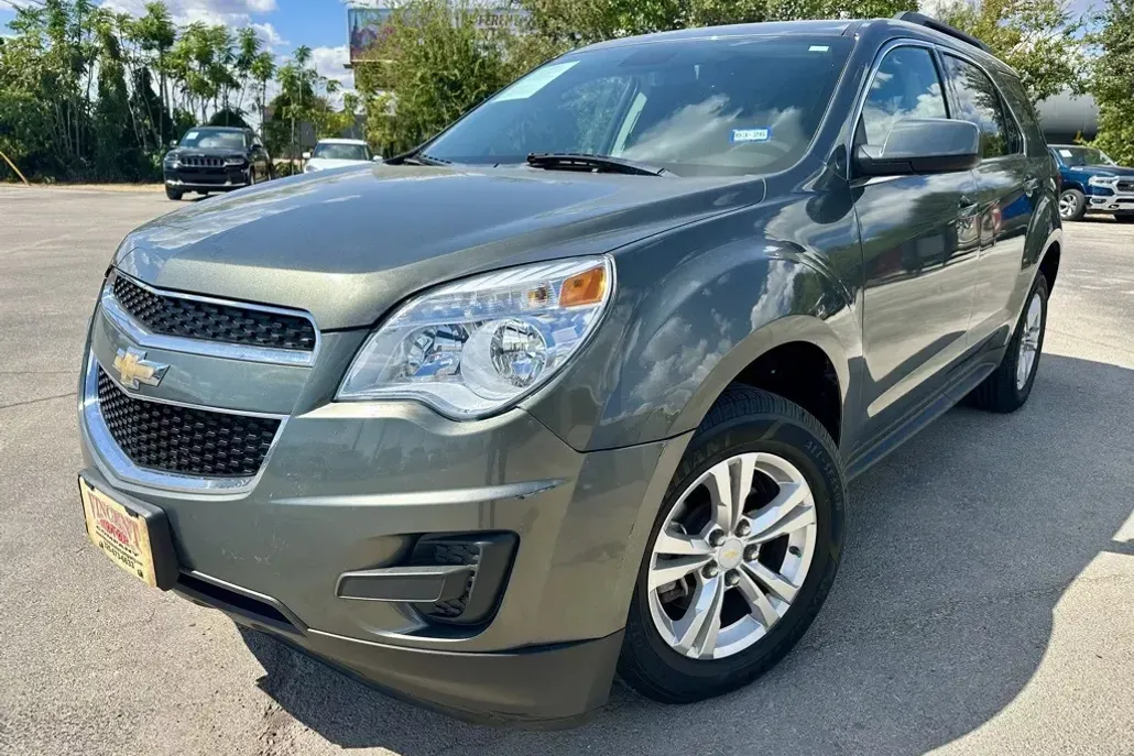 2013 Chevrolet Equinox LT photo 1