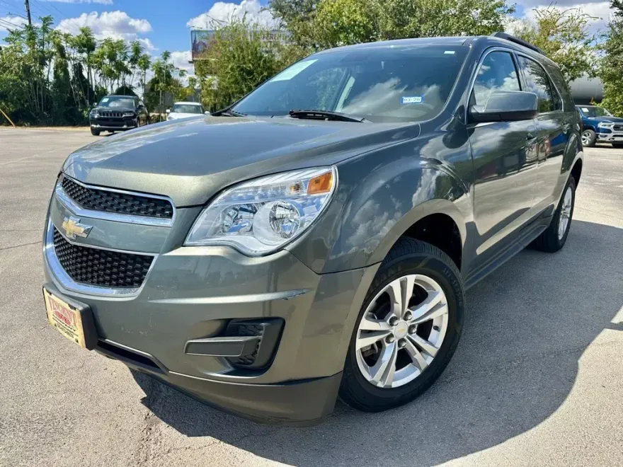 2013 Chevrolet Equinox LT photo 1