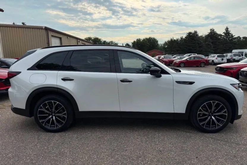2025 Mazda CX-70 Plug-in Hybrid Premium Plus photo 1