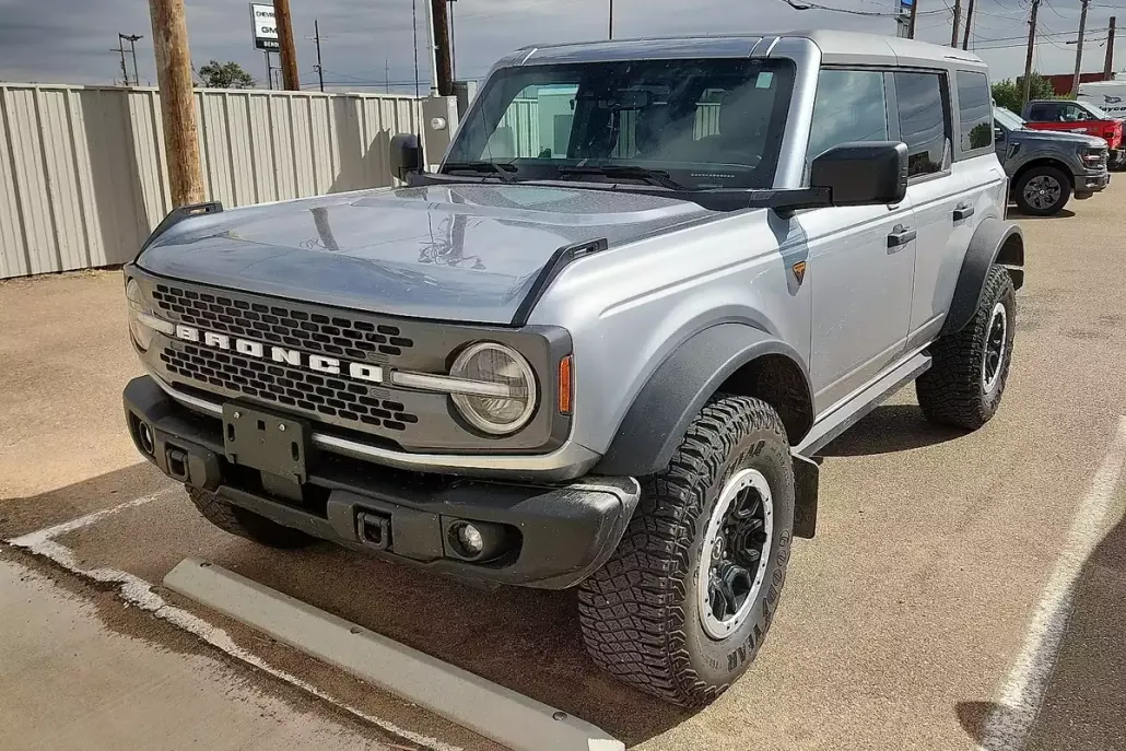 2023 Ford Bronco Base Big Bend Black Diamond Outer Banks Badlands Wildtrak Everglades photo 1