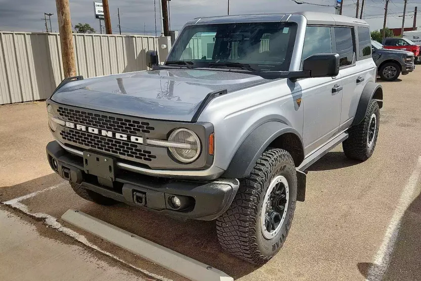 2023 Ford Bronco Base Big Bend Black Diamond Outer Banks Badlands Wildtrak Everglades photo 1