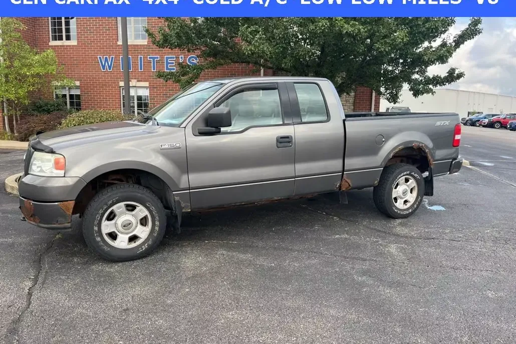 2004 Ford F-150 XL photo 1