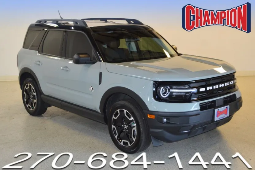 2024 Ford Bronco Sport Outer Banks photo 1