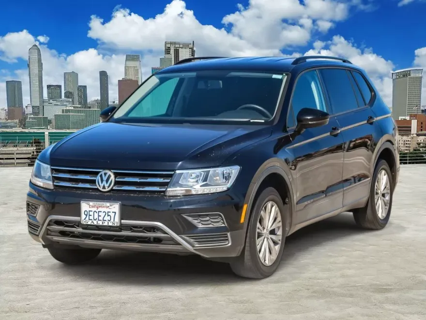 2019 Volkswagen Tiguan S photo 1