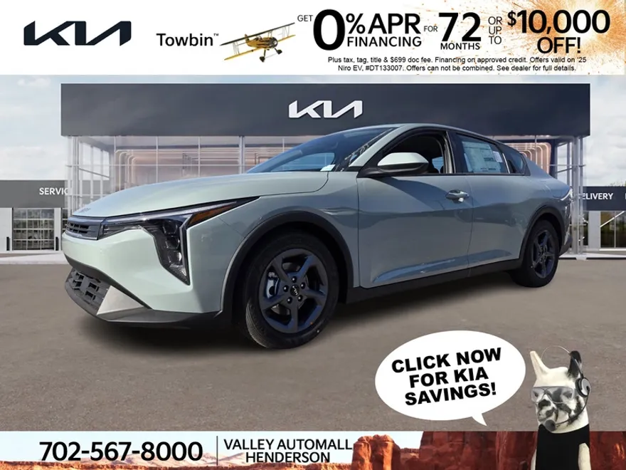 2025 Kia K4 LXS photo 1