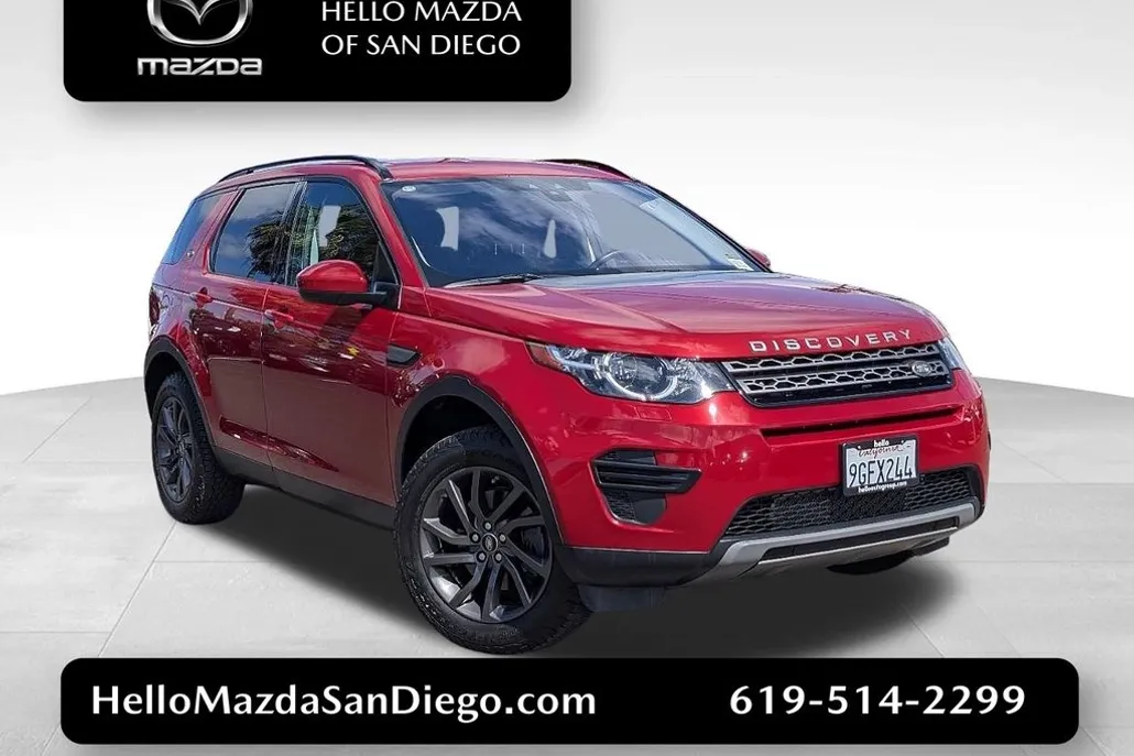 2017 Land Rover Discovery Sport SE photo 1