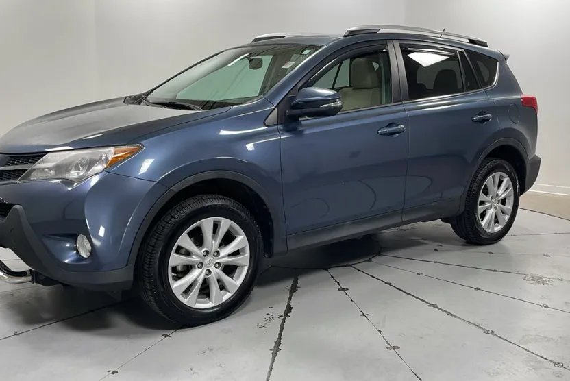 2013 Toyota RAV4 Limited photo 1