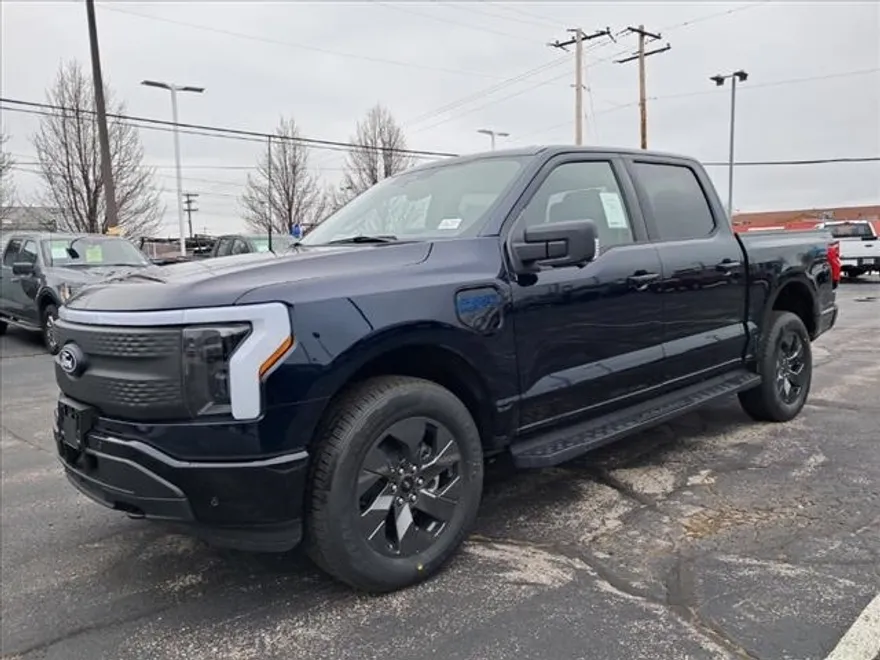 2025 Ford F-150 Lightning photo 1