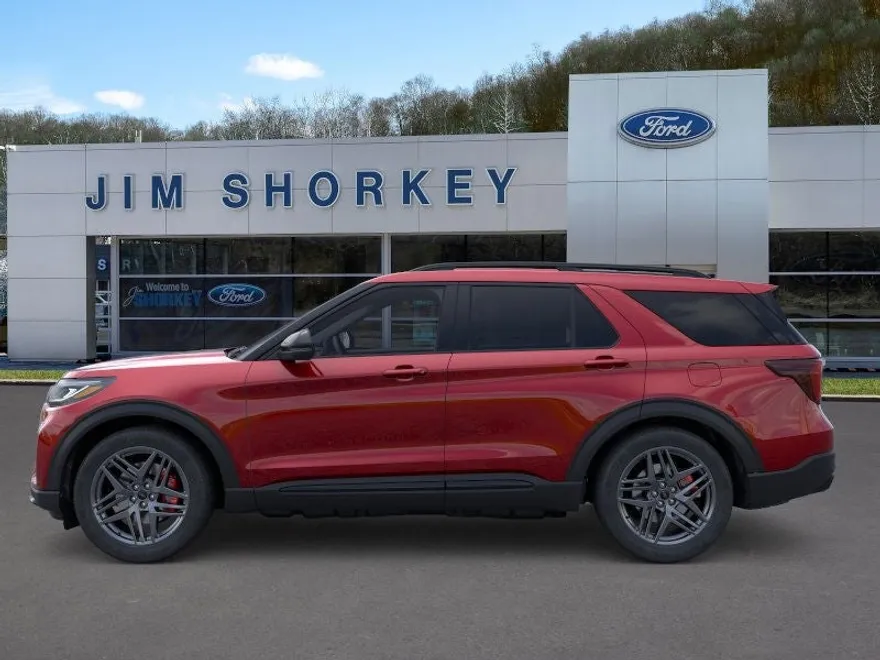 2025 Ford Explorer ST photo 1