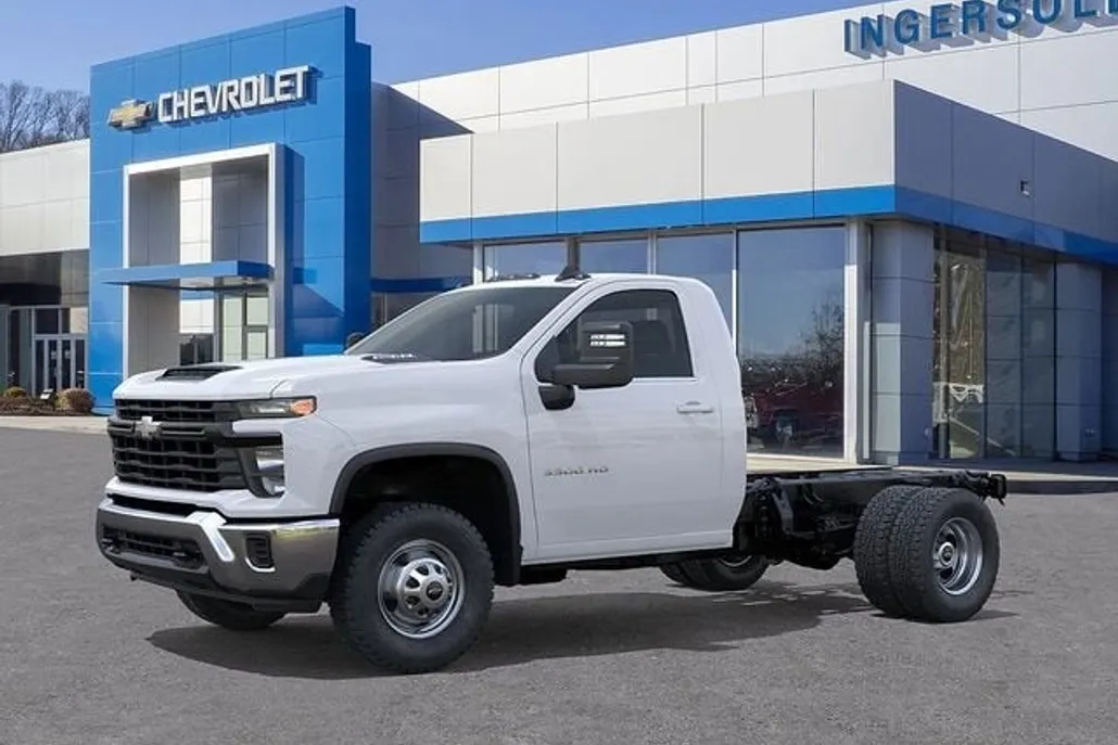 2025 Chevrolet Silverado 3500HD Work Truck photo 1