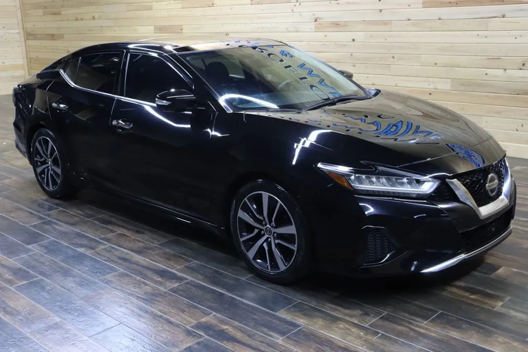 2019 Nissan Maxima SL photo 1