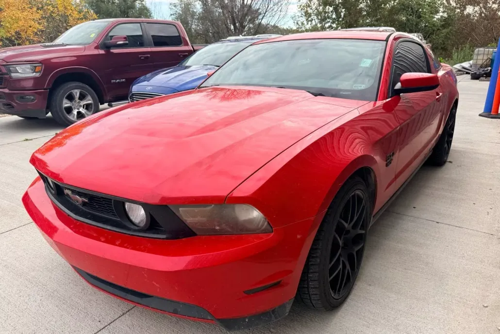 2011 Ford Mustang GT photo 1