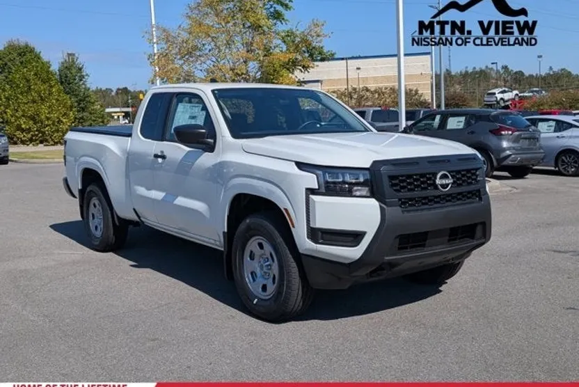 2026 Nissan Frontier S photo 1
