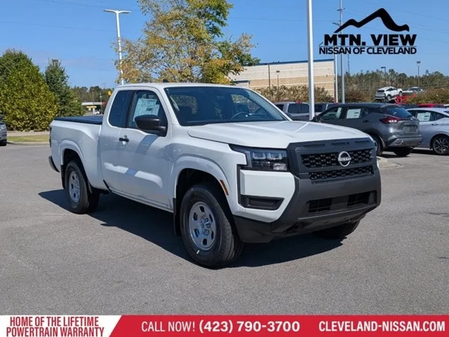 2026 Nissan Frontier S photo 1