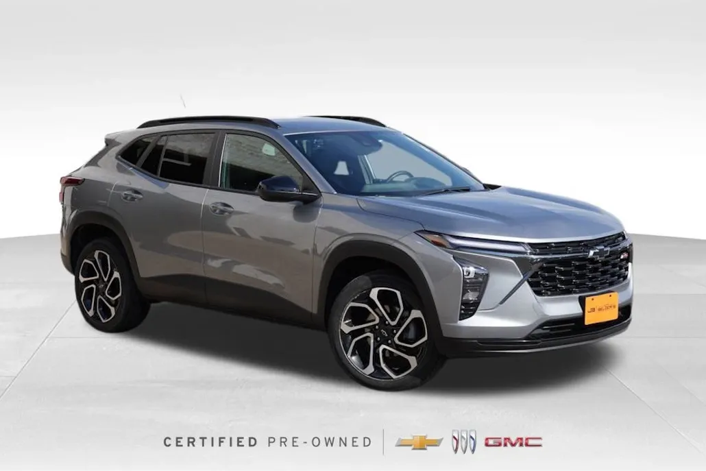 2024 Chevrolet Trax photo 1