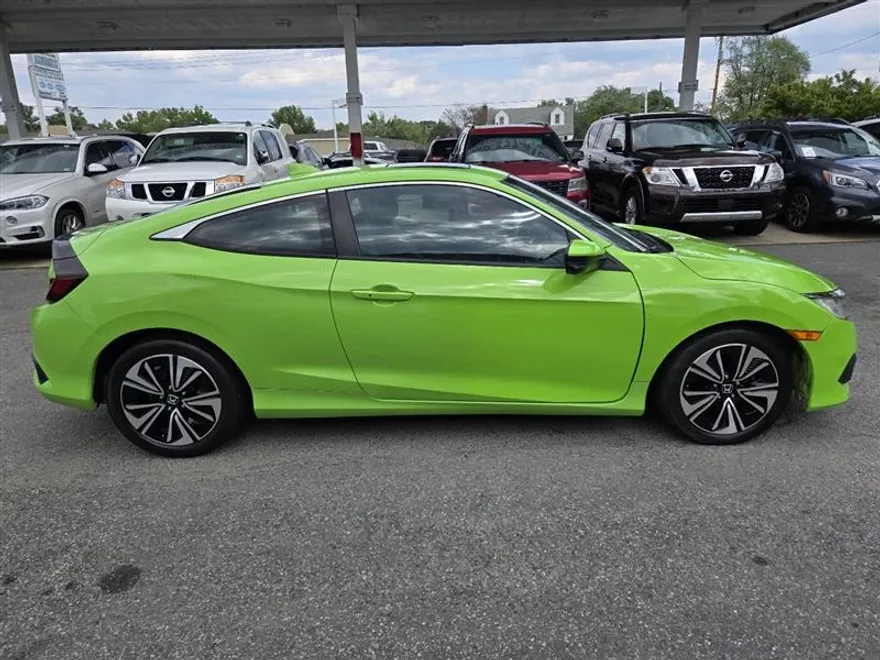 2017 Honda Civic EX-L photo 9