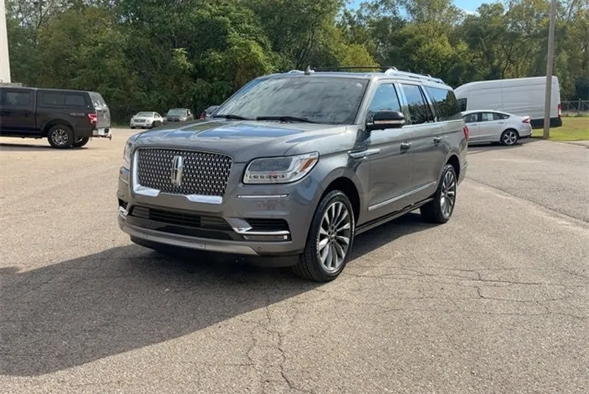 2021 Lincoln Navigator L Reserve photo 1