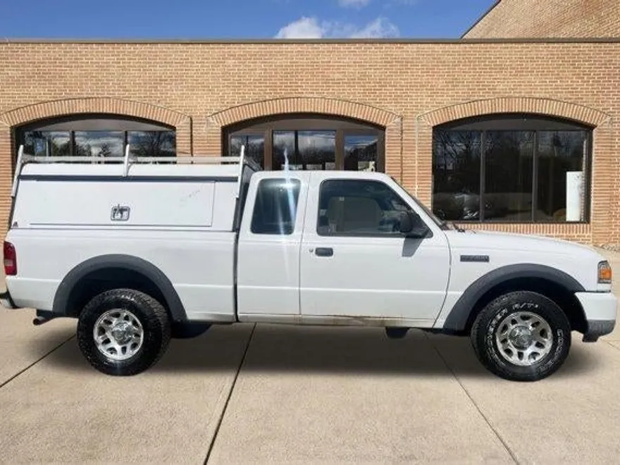 2010 Ford Ranger XLT photo 1