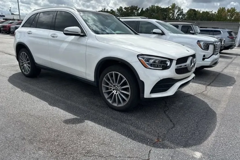 2020 Mercedes Benz GLC 300 photo 1