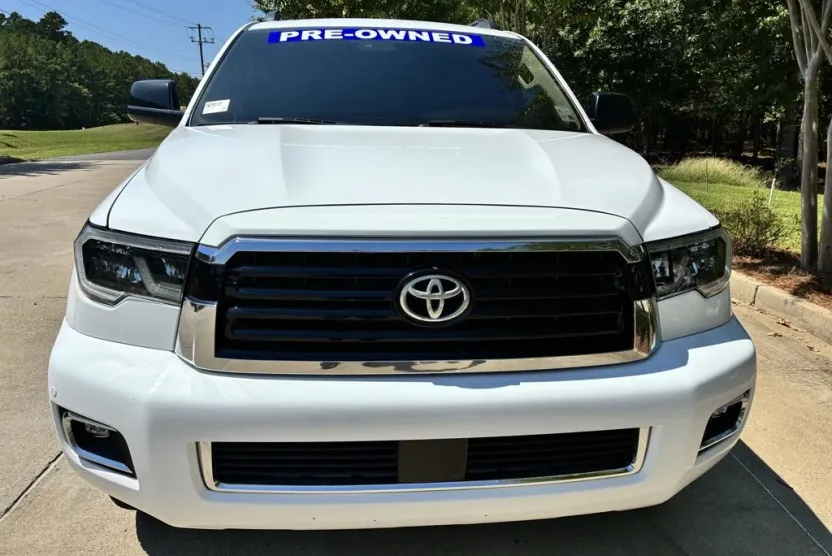 2019 Toyota Sequoia TRD Sport photo 1