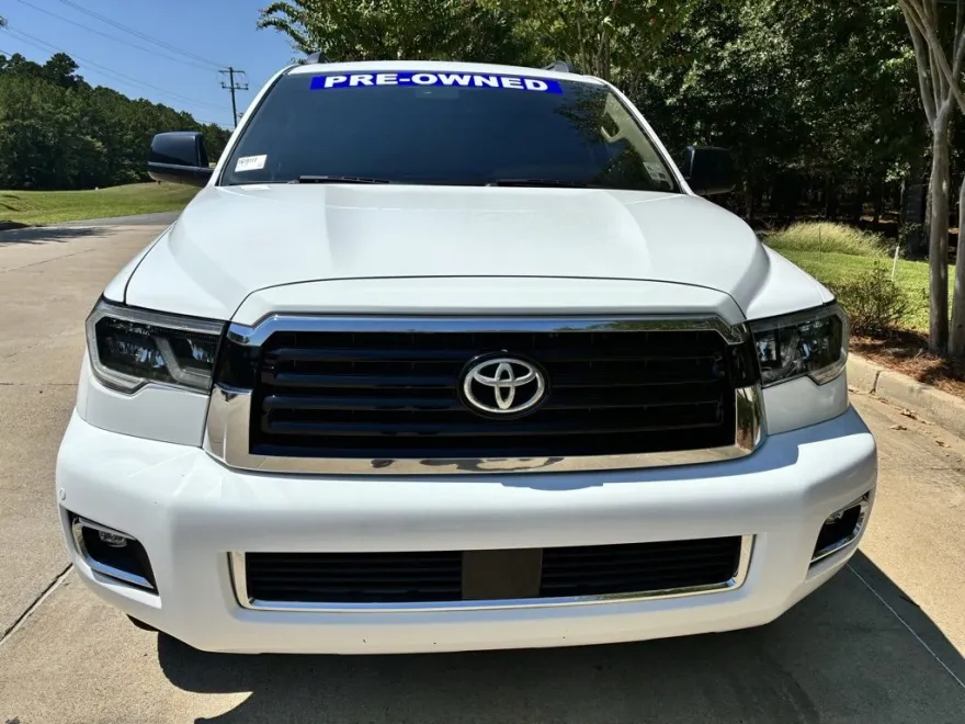 2019 Toyota Sequoia TRD Sport photo 1