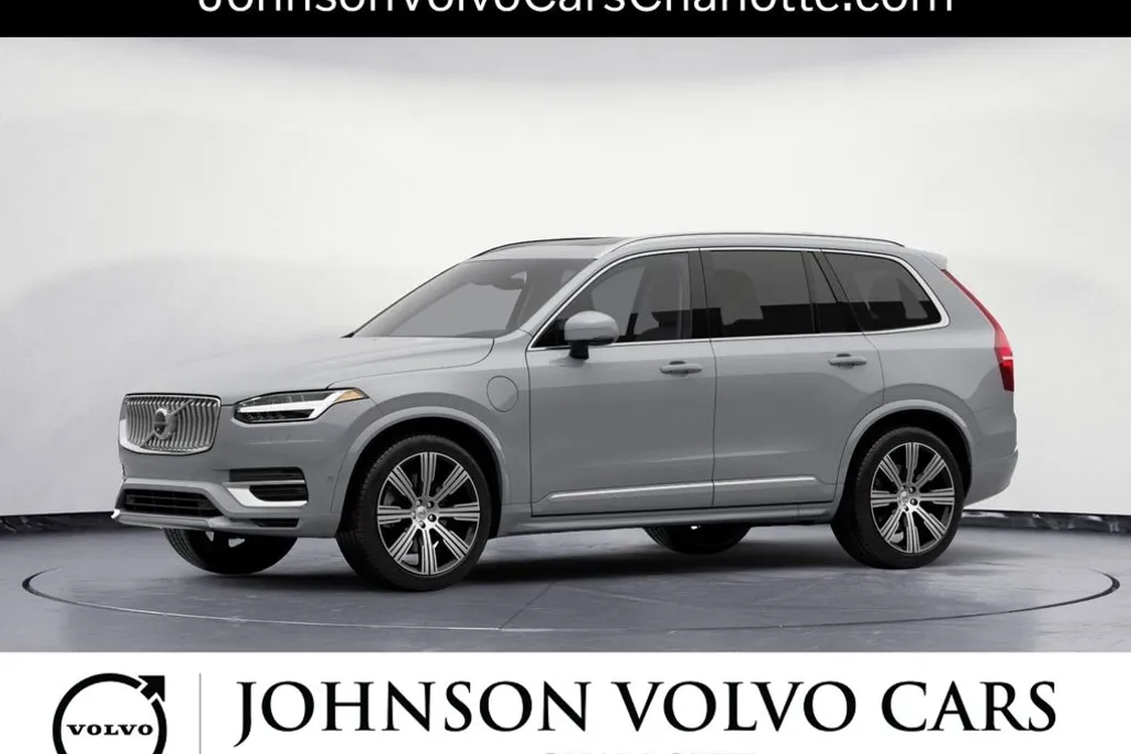 2025 Volvo XC90 T8 photo 1