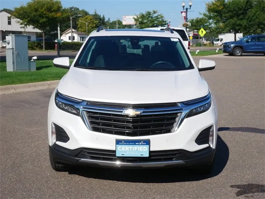 2022 Chevrolet Equinox LT photo 1