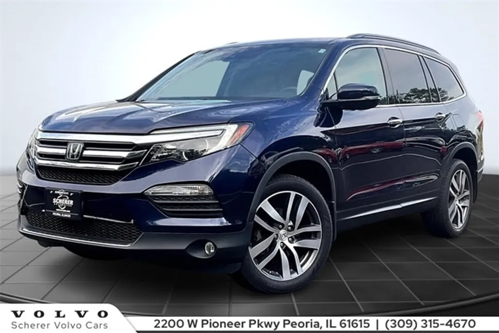 2017 Honda Pilot Elite photo 1