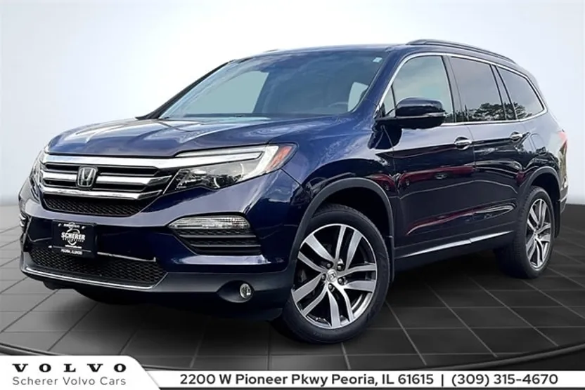2017 Honda Pilot Elite photo 1