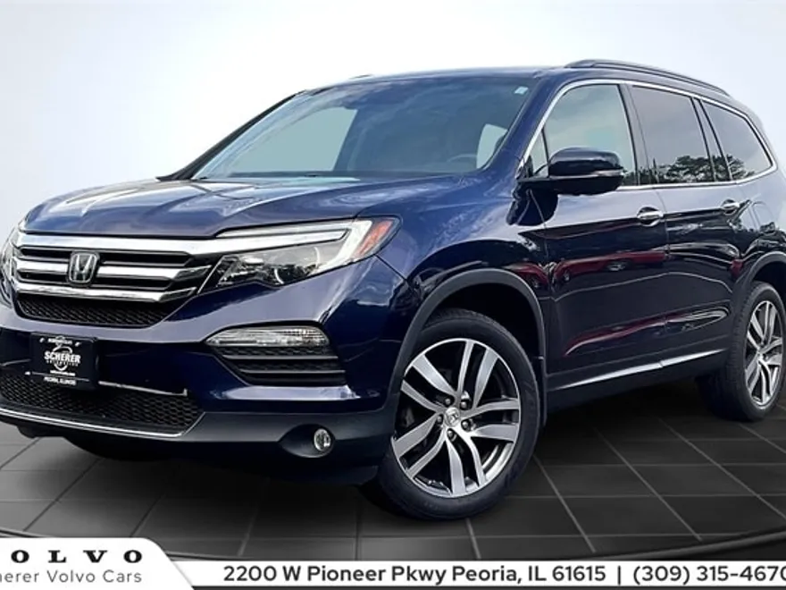 2017 Honda Pilot Elite photo 1