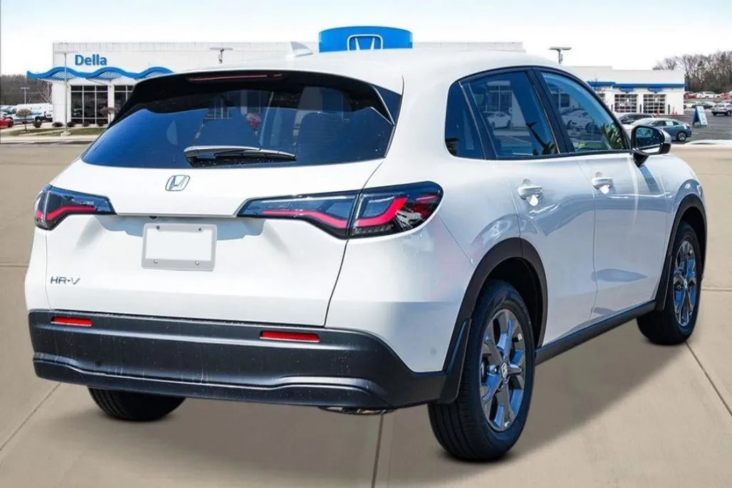 2026 Honda HR-V LX photo 1