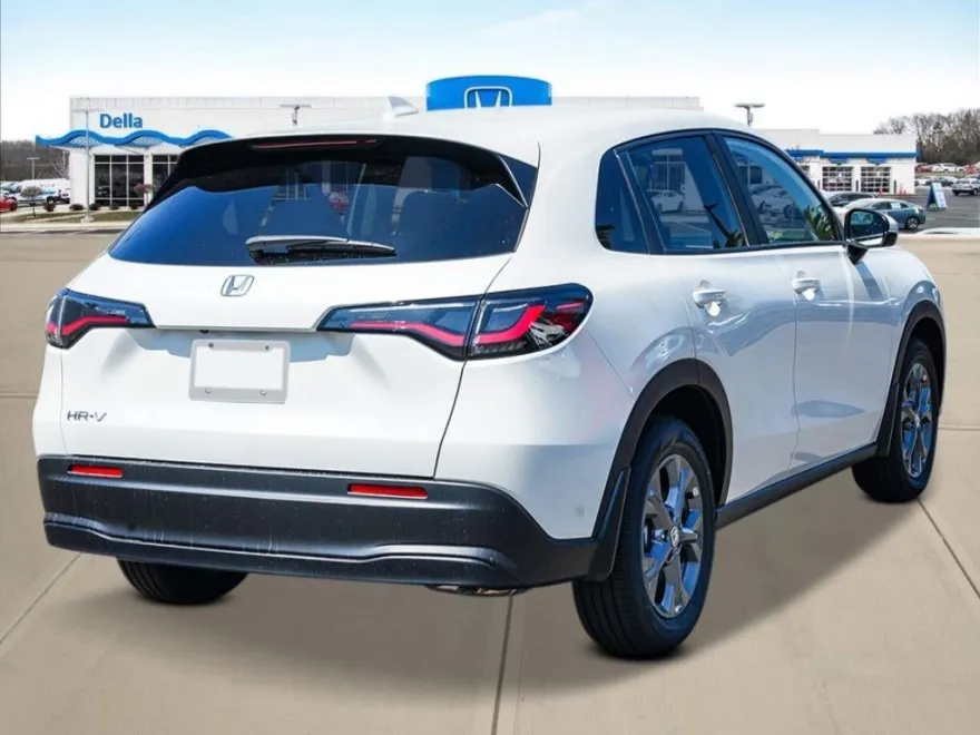 2026 Honda HR-V LX photo 1