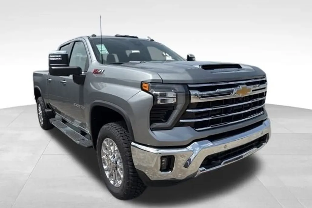 2025 Chevrolet Silverado 2500HD LTZ photo 1
