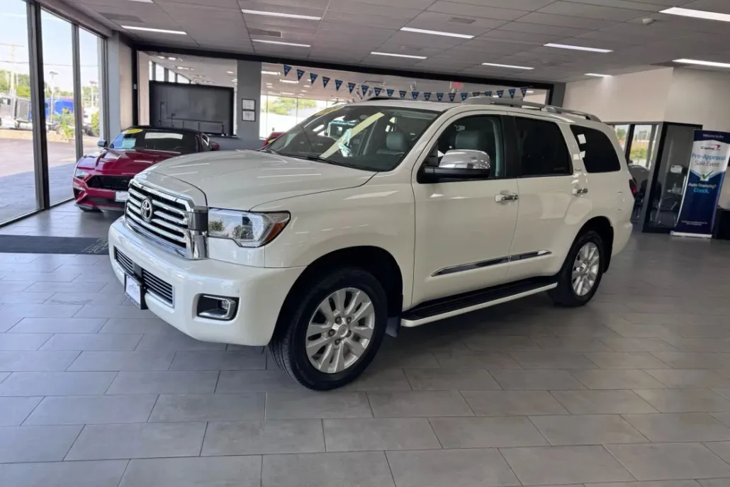 2020 Toyota Sequoia Platinum Sport photo 1