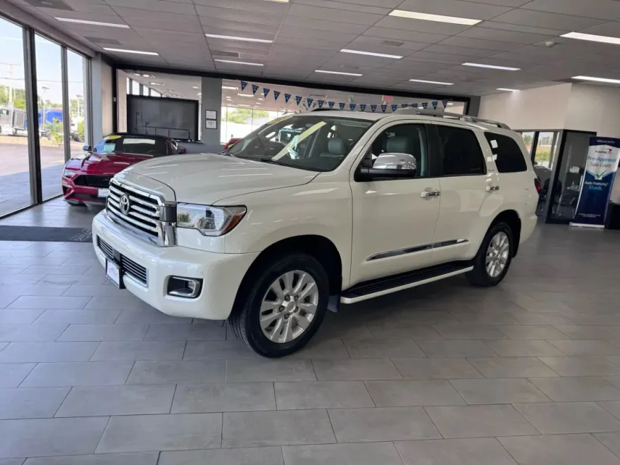 2020 Toyota Sequoia Platinum Sport photo 1
